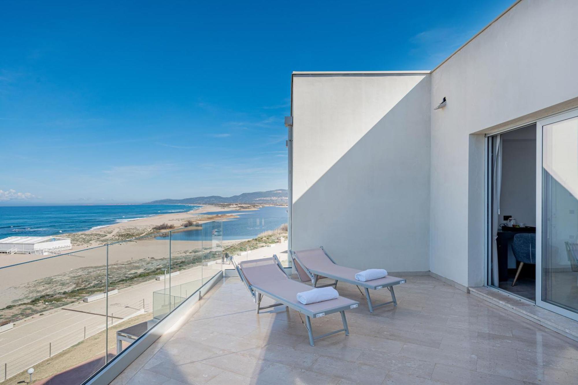Superior Room Frontal Sea View